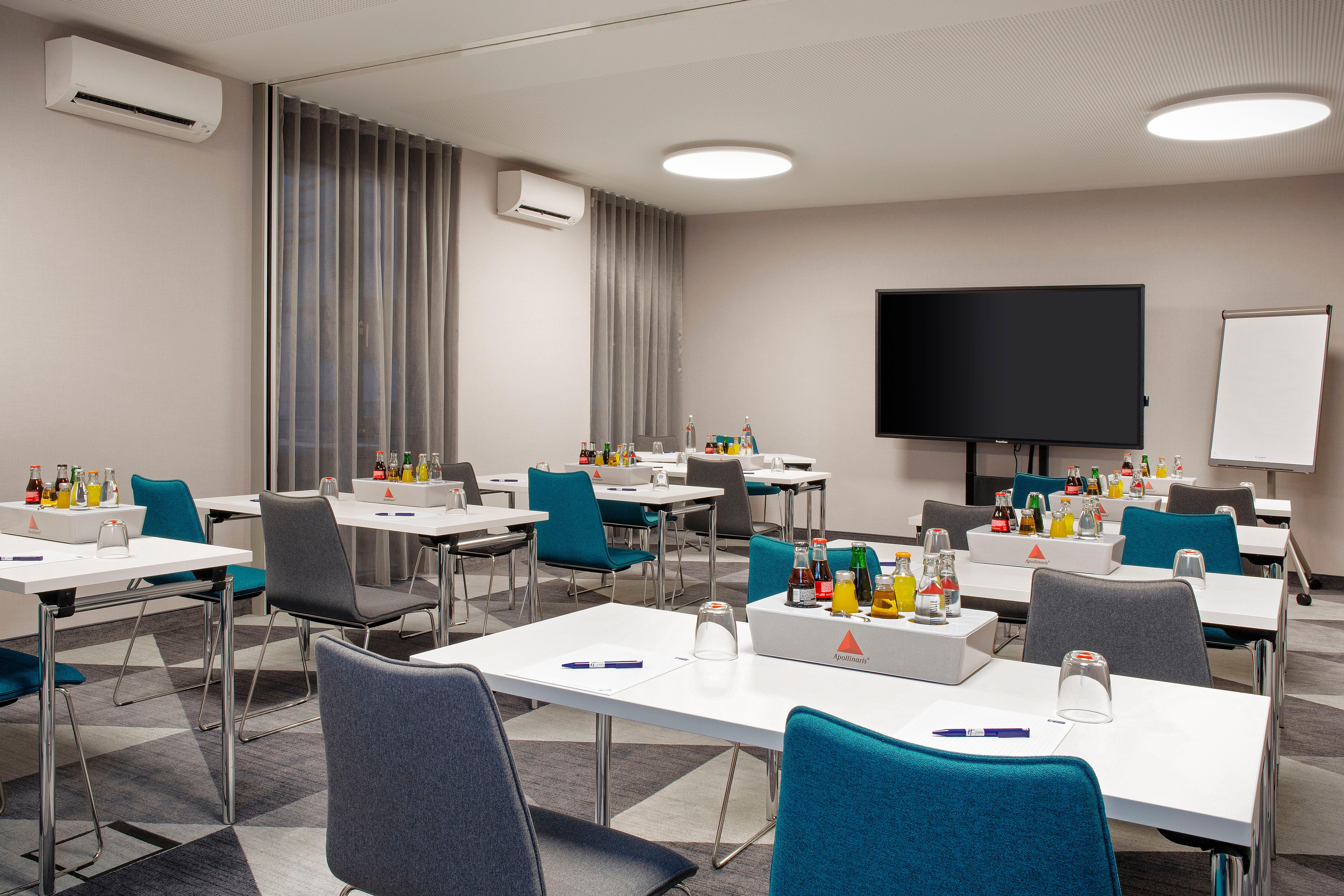Holiday Inn Express Stuttgart-Waiblingen By Ihg Экстерьер фото