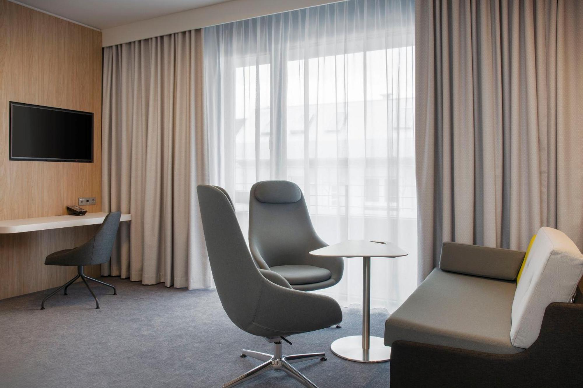 Holiday Inn Express Stuttgart-Waiblingen By Ihg Экстерьер фото