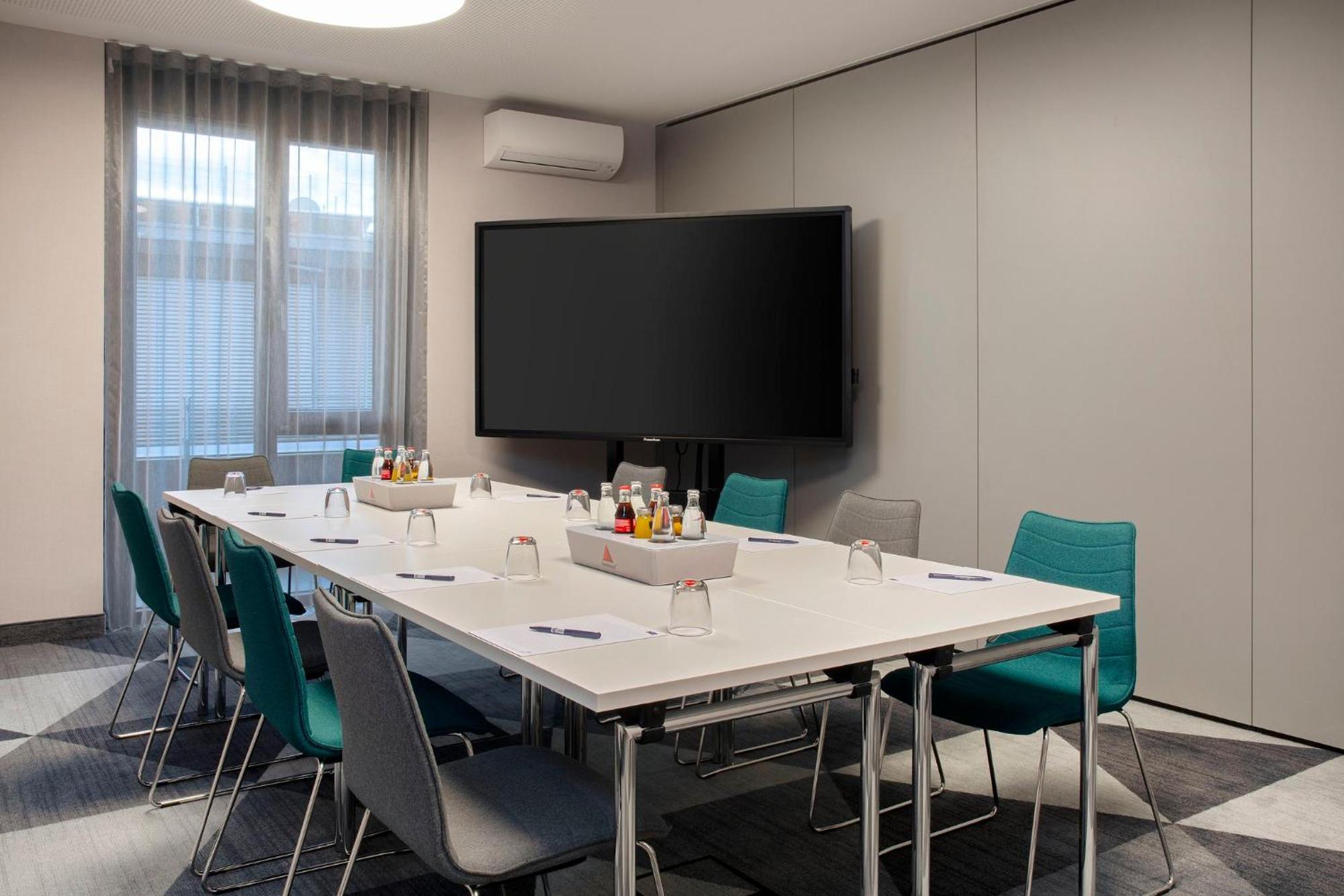 Holiday Inn Express Stuttgart-Waiblingen By Ihg Экстерьер фото