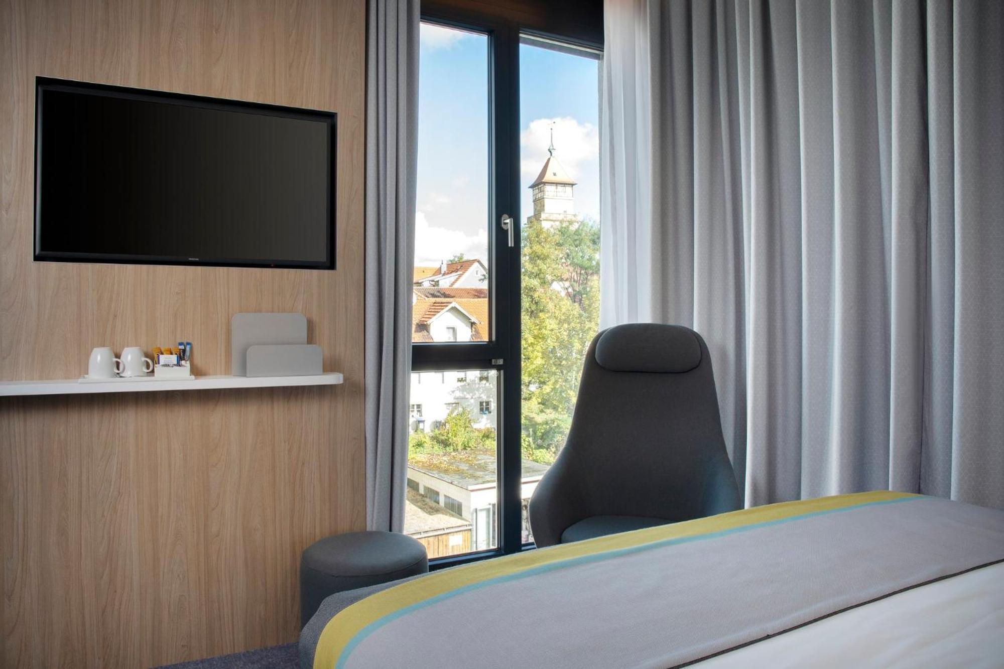Holiday Inn Express Stuttgart-Waiblingen By Ihg Экстерьер фото