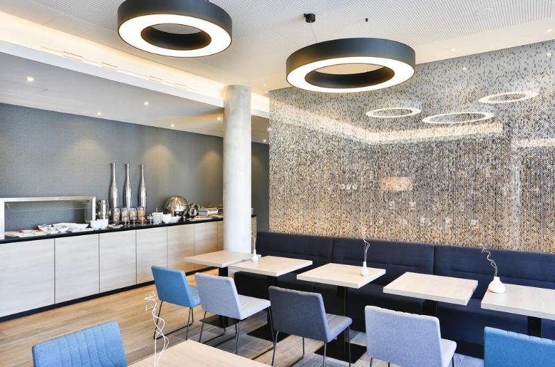 Holiday Inn Express Stuttgart-Waiblingen By Ihg Экстерьер фото